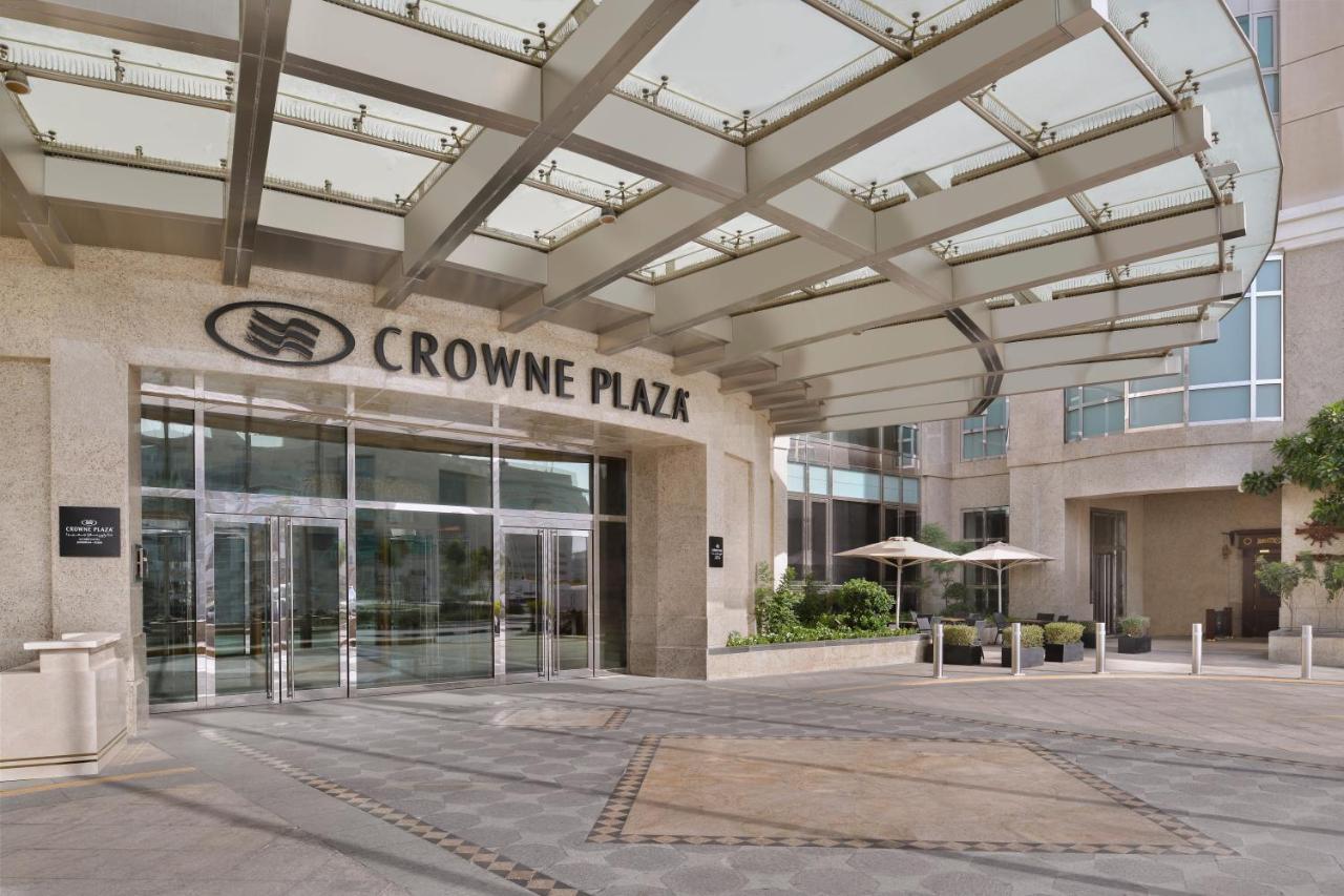 Crowne Plaza - Dubai Jumeirah By Ihg Exterior photo Crowne Plaza Hotel, Dubai